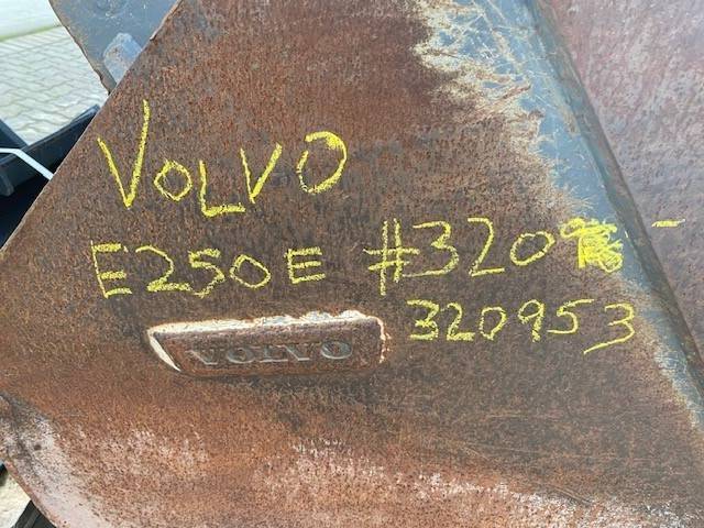 Other (5264) 1.35 m TL / bucket