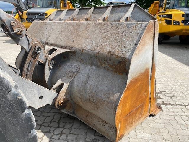 Volvo L 120 H MIETE / RENTAL (12001931)