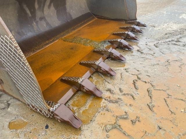 John Deere 744 P MIETE / RENTAL (12002124)