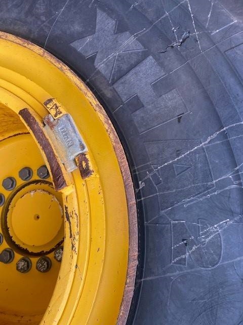 John Deere 744 P MIETE / RENTAL (12002124)