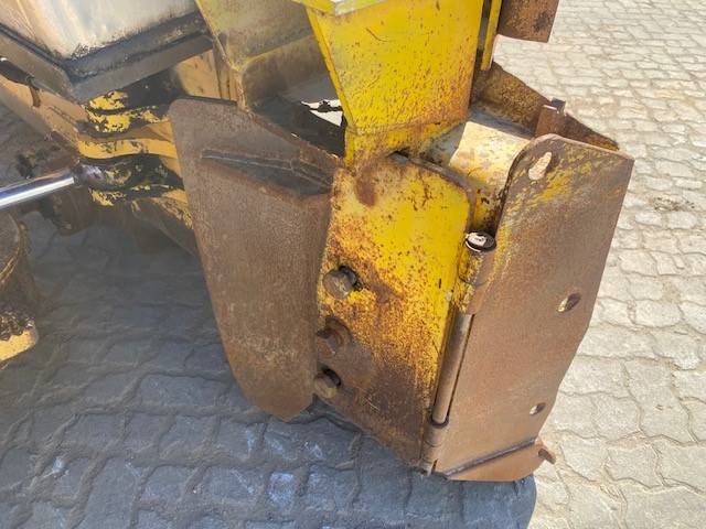 Komatsu D 37 PX-22 MIETE / RENTAL (12005766)