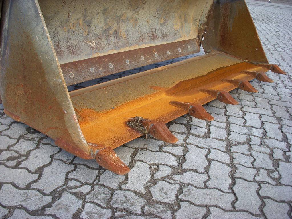 Volvo (0839) gebr. Volvo 4in1 Klappschaufel / bucket