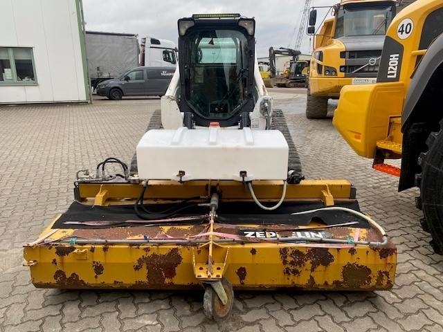 Bobcat 870 T MIETE / RENTAL (12005523)