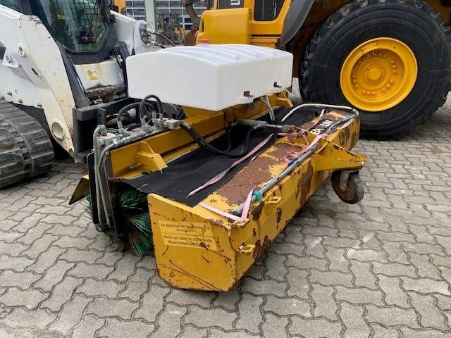 Bobcat 870 T MIETE / RENTAL (12005523)
