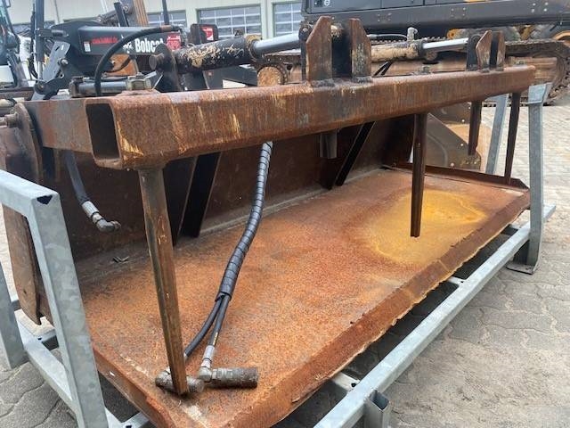 Bobcat 870 T MIETE / RENTAL (12005523)