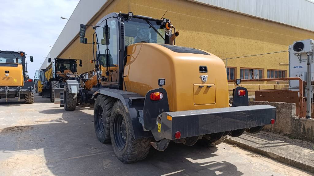 CASE 836 D AWD MIETE / RENTAL