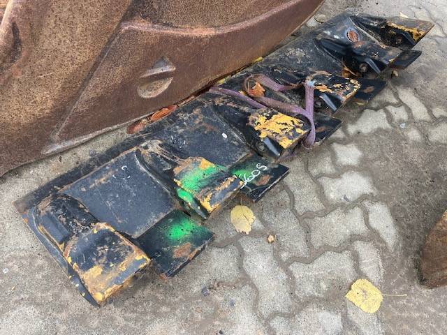 [Other] (5605)  1.60 m TL / bucket