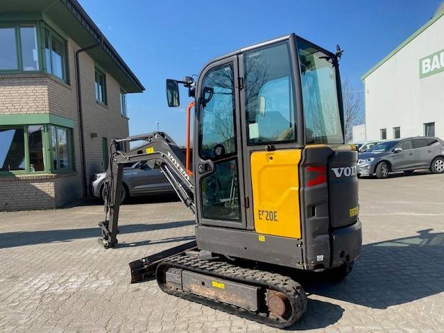 Volvo EC 20 E MIETE / RENTAL (12001540)