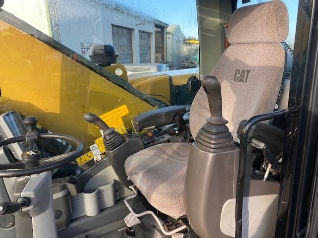 CAT M 318 D MH (12005607)