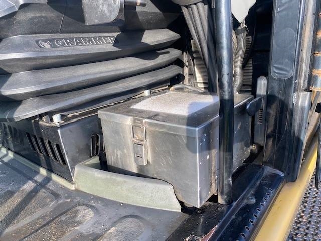 CAT M 318 D MH (12005607)