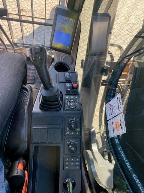 Volvo EC 220 E L OQ 65 MIETE / RENTAL (12005725)