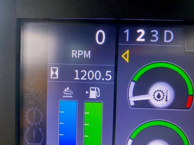 John Deere 744 P MIETE / RENTAL (12002126)