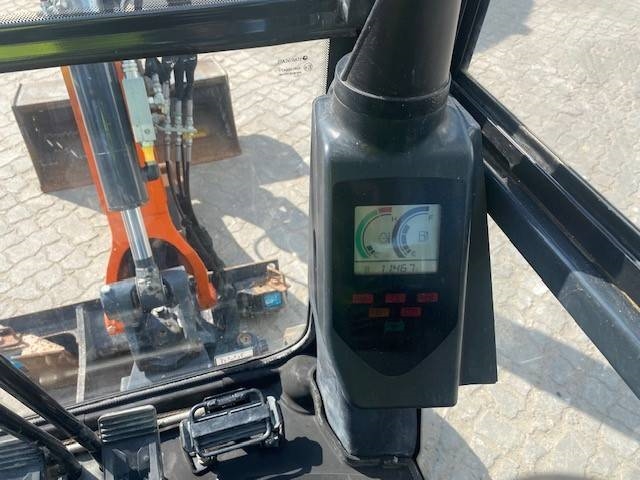 Hitachi ZX 19-6 CR MIETE / RENTAL (12005522)