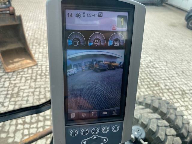 CAT M 318 D VAH SW OQ (12005443)