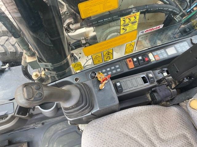 CAT M 318 D VAH SW OQ (12005443)