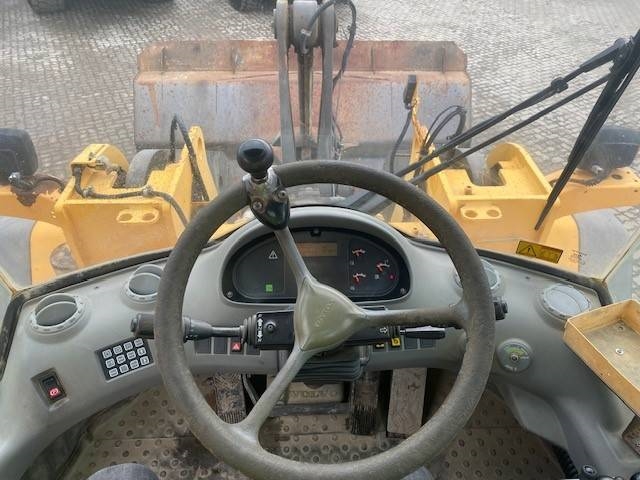 Volvo L 120 E (12005672)