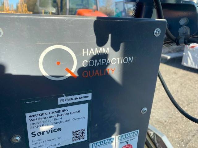 Hamm H13i mit Verdichterplatten + HCQ (12001224)