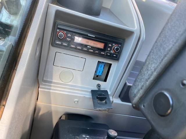 Volvo EC 220 E L MIETE / RENTAL (12005725)