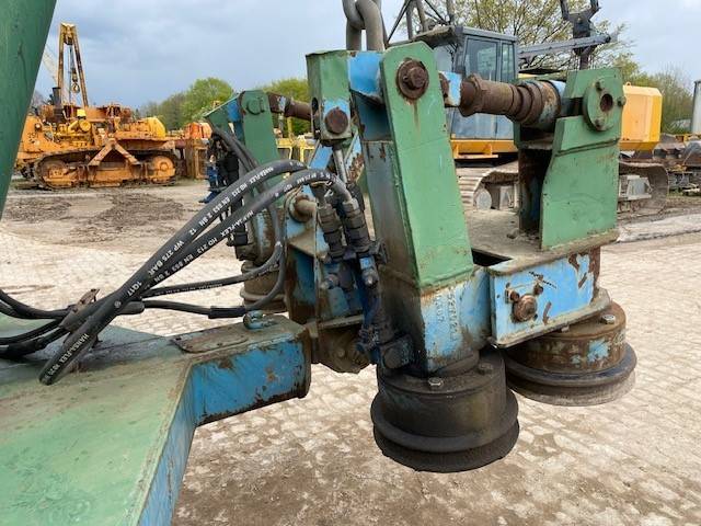 Komatsu D 355 C-3 Rückeraupe / Coneyor Shifter (12002223)