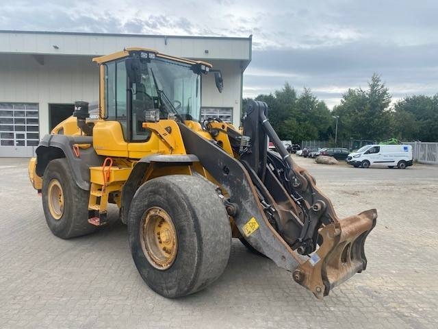 Volvo L 120 H MIETE / RENTAL (12005511)