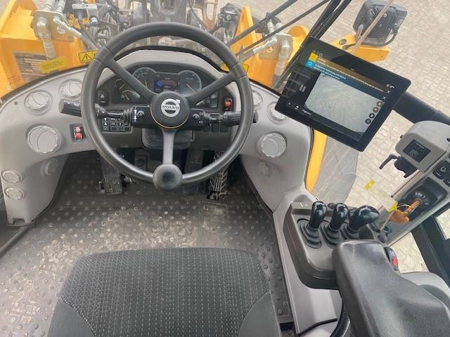 Volvo L 120 H MIETE / RENTAL (12005511)