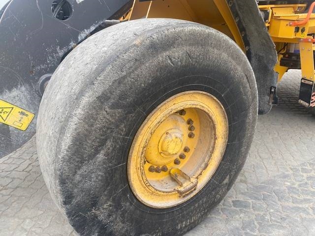 Volvo L 120 H MIETE / RENTAL (12005511)