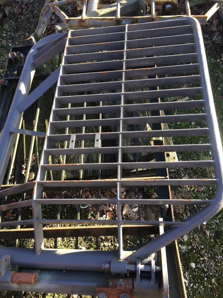 Volvo (1766) 16289618 Heckschutzgitter / rear protection