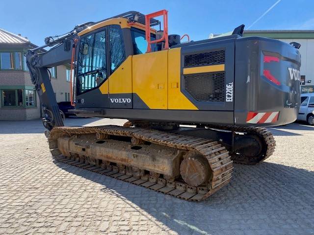 Volvo EC 220 E L OQ 65 MIETE / RENTAL (12005725)