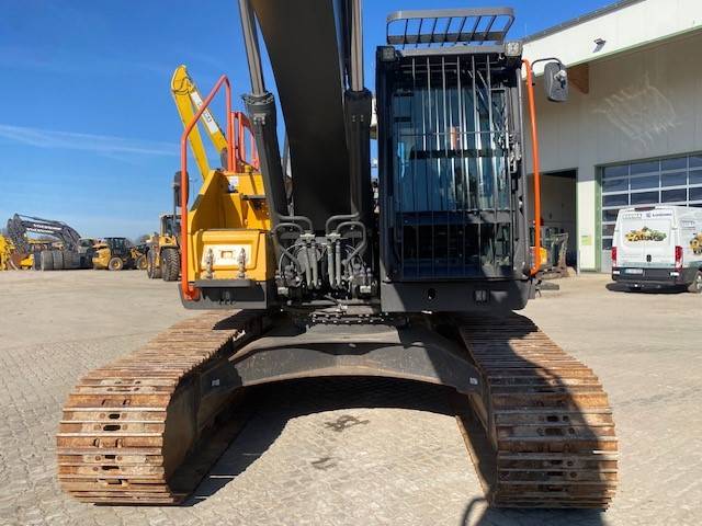 Volvo EC 220 E L OQ 65 MIETE / RENTAL (12005725)