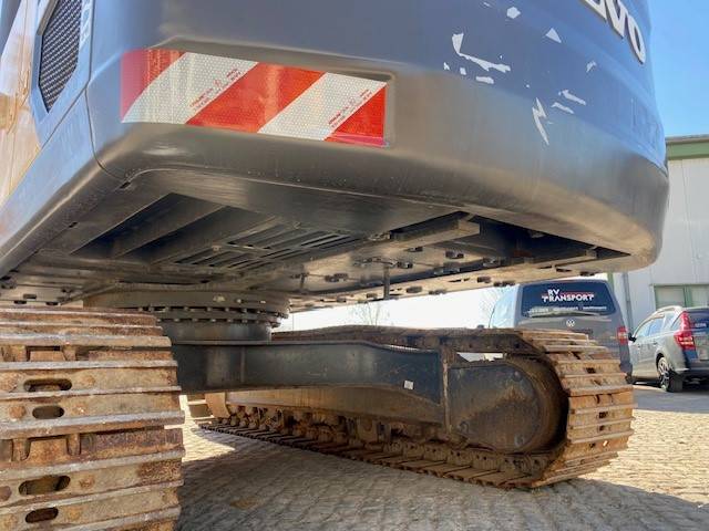 Volvo EC 220 E L OQ 65 MIETE / RENTAL (12005725)
