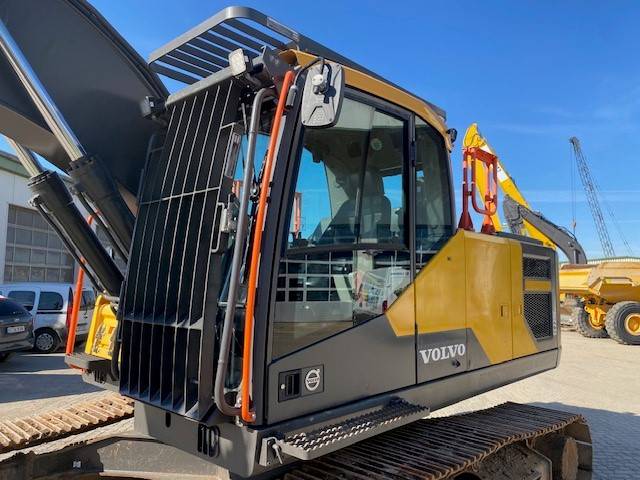 Volvo EC 220 E L OQ 65 MIETE / RENTAL (12005725)