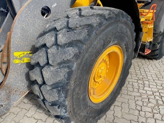 Volvo L 90 H MIETE / RENTAL (12002215) Volvo L 90 H MIETE / RENTAL (12002215)