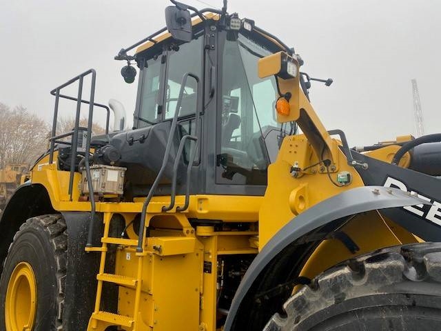 John Deere 744 P MIETE / RENTAL (12002126)