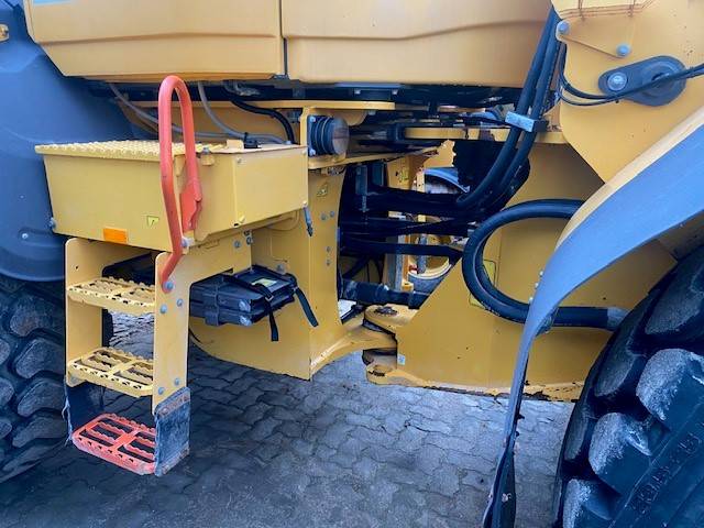 Volvo L 120 H MIETE / RENTAL (12001008)