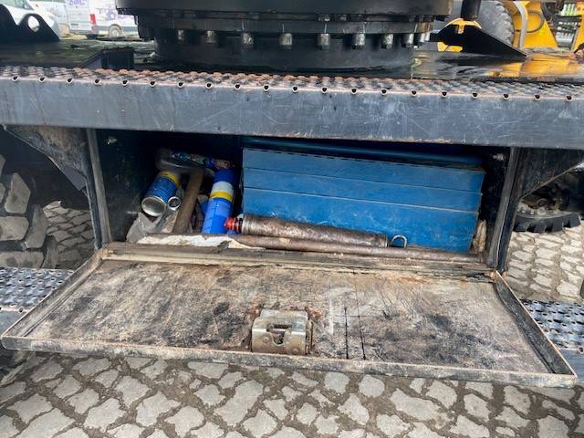 CAT M 318 D VAH SW OQ (12005443)