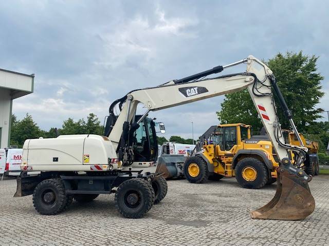 CAT M 318 D VAH SW OQ (12005443)