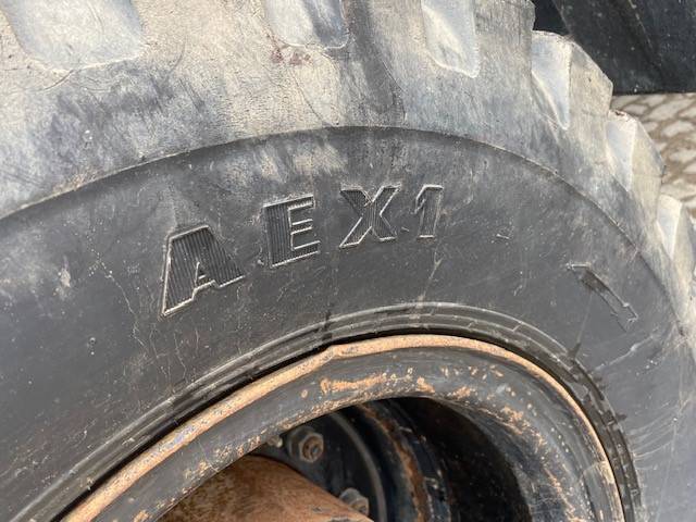 CAT M 318 D VAH SW OQ (12005443)