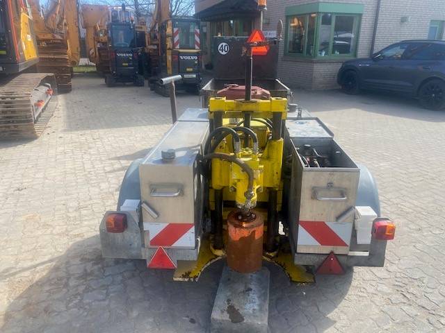 Norton BS 16 Kernbohrwagen mit 200 mm Bohrkrone