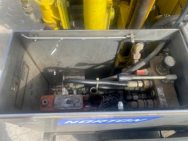 Norton BS 16 Kernbohrwagen mit 200 mm Bohrkrone