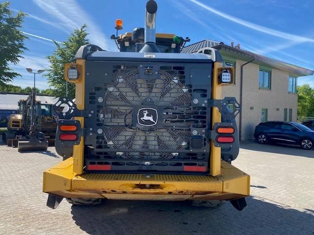 John Deere 744 P MIETE / RENTAL (12002125)