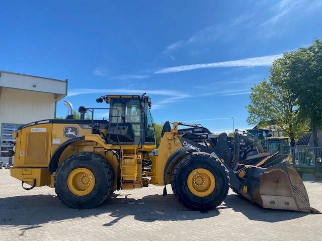 John Deere 744 P MIETE / RENTAL (12002125)