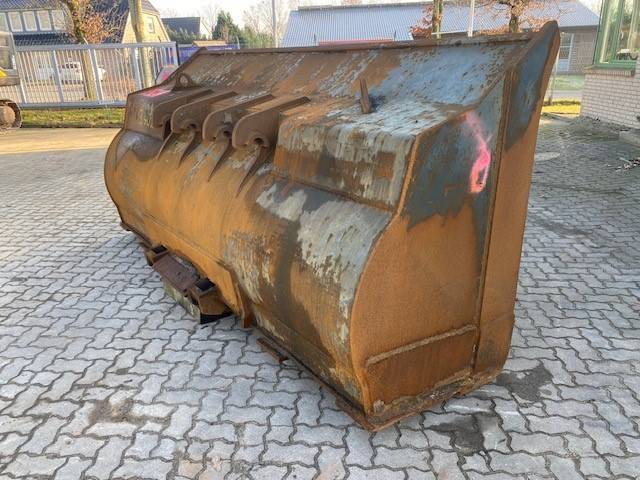 [Other] (5245) 4.0 cbm gebr. Schaufel / bucket