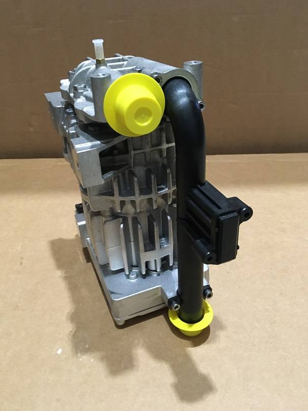 Volvo VOE 22425313 Luftpumpe COMBUSTION AIR BLOWER