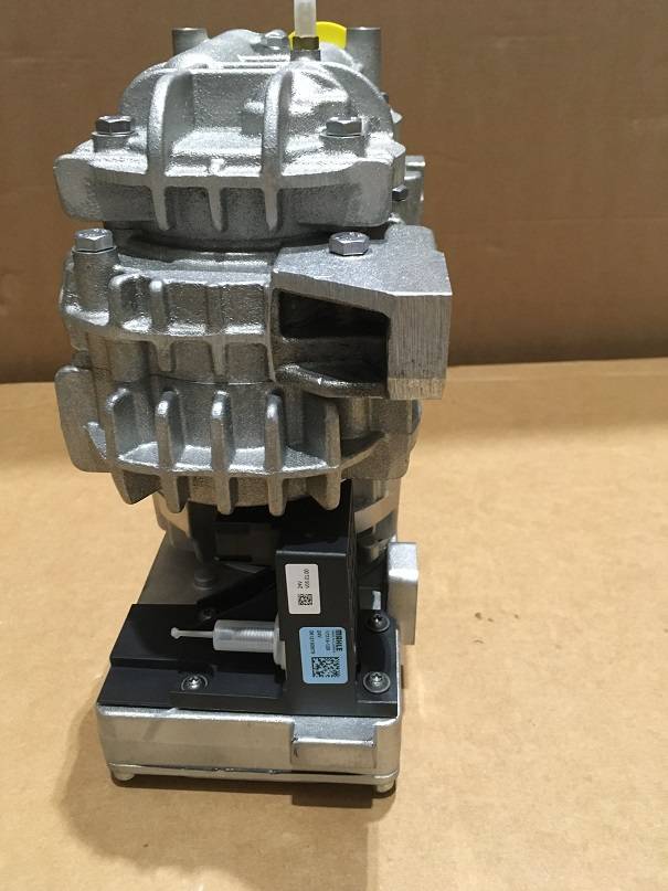 Volvo VOE 22425313 Luftpumpe COMBUSTION AIR BLOWER