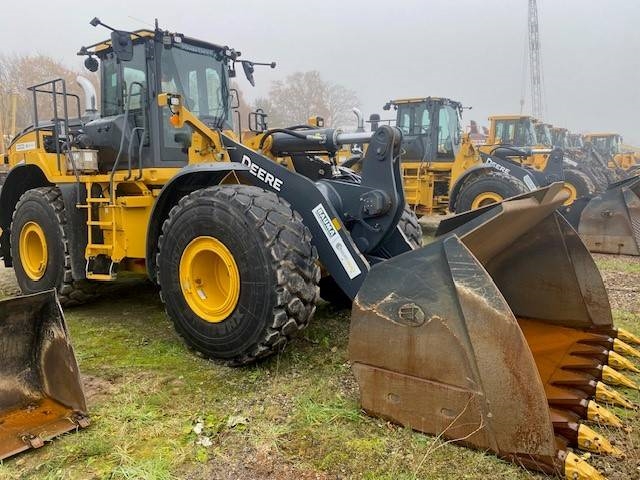 John Deere 744 P MIETE / RENTAL (12002126)