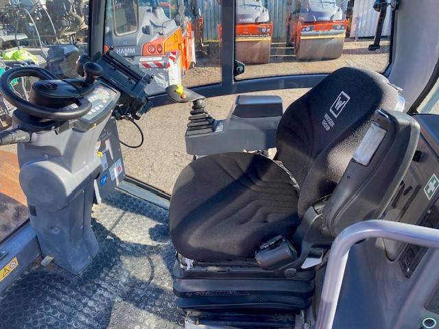 Hamm H13i mit Verdichterplatten + HCQ (12001224)