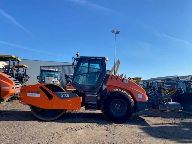 Hamm H13i mit Verdichterplatten + HCQ (12001224)