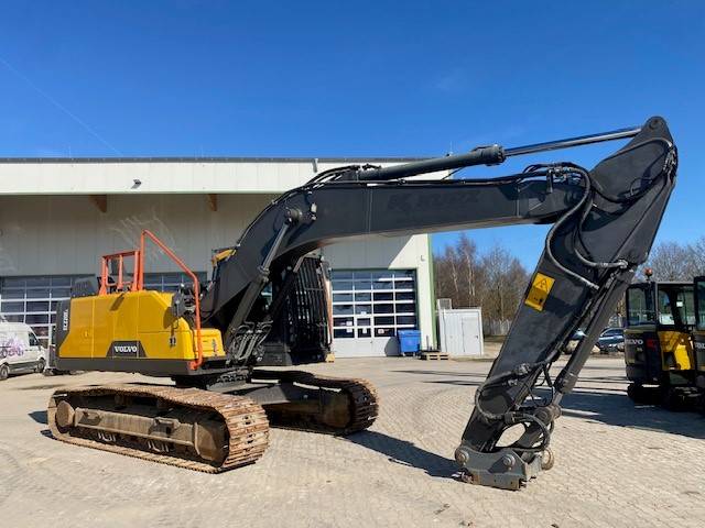 Volvo EC 220 E L MIETE / RENTAL (12005725)